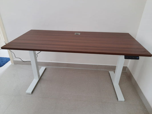 Choosing the Best Materials for Stand Table - Purpleark