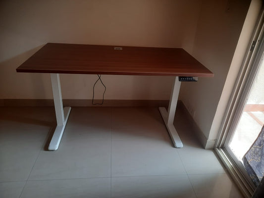 How Standing Office Tables Can Improve Your Posture and Reduce Back Pain - Purpleark