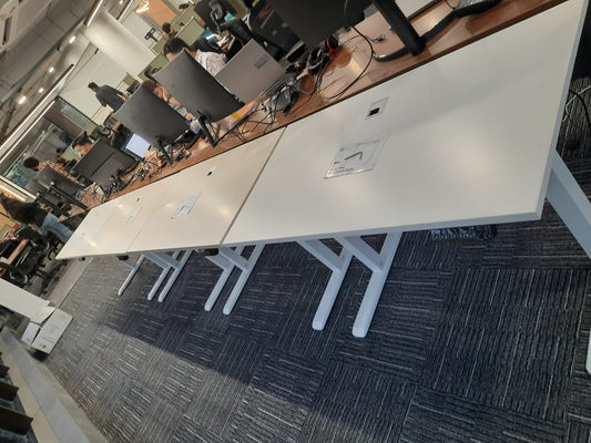Making the Most of Your Home Office with an Adjustable Computer Table - Purpleark