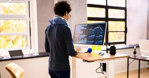 Standing desk: Make Your IT Employees More Active and Productive - Purpleark